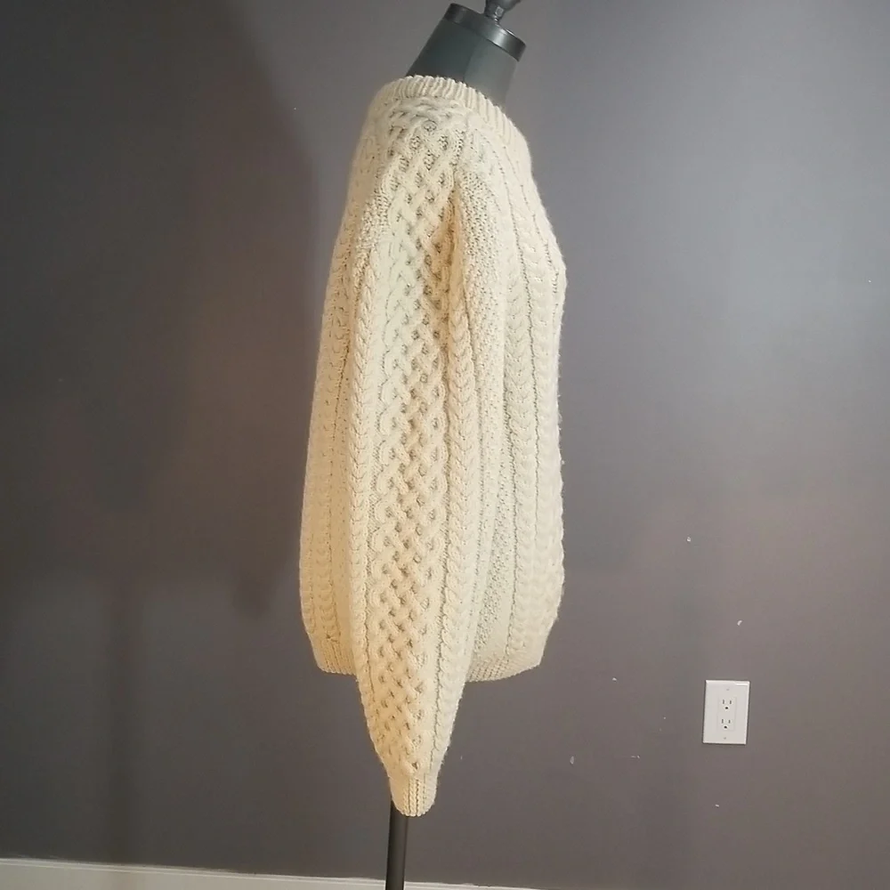 Gorgeous expertly hand knit aran/Irish/cable sweater ivory wool pure beauty! - Picture 5 of 14